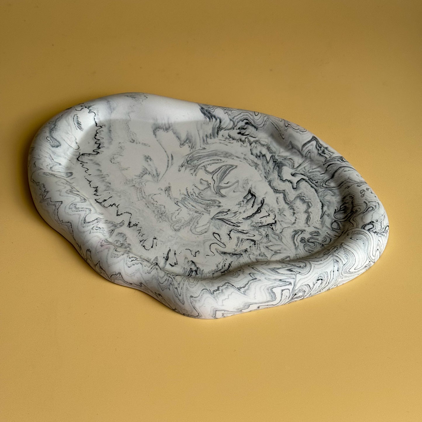 Marble Oval Cloud Tray